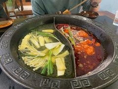 -重庆故事姊妹老火锅(财经学院店)