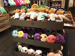 -莓园冰淇淋店