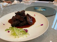 上海熏鱼-新光酒家·河豚·海鲜·蟹料理(浦东店)
