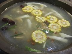 -炭火功夫烤鱼·小龙虾音乐餐吧(新风街店)