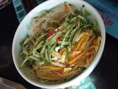 -鸣记脆皮烤鱼·海鲜烤鱼(三八广场店)