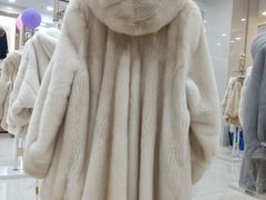 -肃宁华斯国际裘皮城