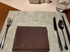 餐具摆设-富力丽思卡尔顿酒店·香荟全日制餐厅