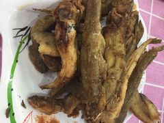 干炸小海鱼-四海蒸鲜蒸汽海鲜自助(北戴河店)