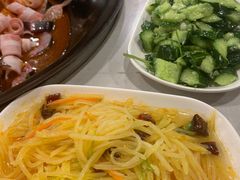 -小火炕铁锅炖鱼