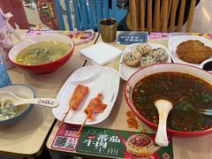 -小杨生煎(金山百联购物中心3楼店)