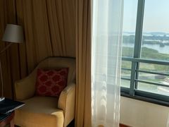 -镇江润扬大桥酒店