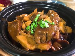 什菌烧牛腩-那家小馆•北京菜•烤鸭(中关村店)