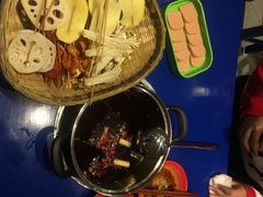 -马路边边火锅串串(观前街店)