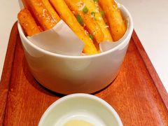 -阿妮叶李(光谷世界城店)