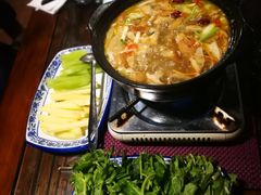 -阿鹏故事云南野生菌火锅(人民路店)