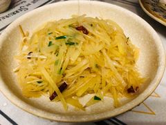 酸辣土豆丝-75幢私房菜馆