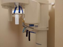 -瑞尔齿科(上海长风大悦城店)