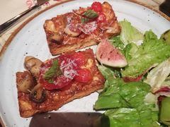 -BROWNSTONE布朗石西班牙餐厅(富城店)