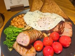 英式早餐盘-ZAZA.CAFE.BAR