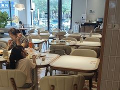 -必胜客(阿罗海店)