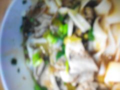 -BHC炸鸡(明洞总店)