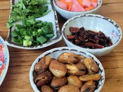 -毛辣果·贵州红酸汤牛肉火锅(西单店)