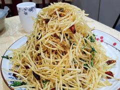 香辣土豆丝-通乐簋街小龙虾(老店)