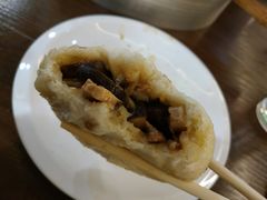 香菇肉包子-张包铺(关东古巷店)