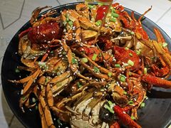 -巴厘龙虾·榜首油焖大虾(音乐学院·沿江酒馆店)