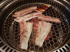 -炙忧烤肉屋(中国铁建广场店)