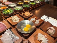 -银米·云南传统过桥米线(双廊黑金冠店)