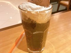 -必胜客(WOW中心城店)