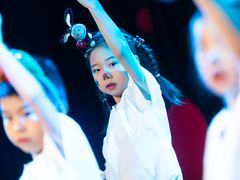 -猴有戏教育戏剧·音乐剧·主持口才·演讲朗诵辩论(环球港华师大校区)