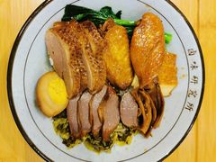 -狮头牌卤味研究所·卤味饭(花城汇南区店)