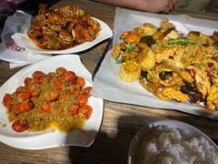 -嗨辣小聚·盘锦河蟹·海鲜烧烤龙虾(盘锦十年好店)