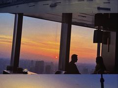 -FLAIR顶层餐厅酒吧(浦东丽思卡尔顿酒店)