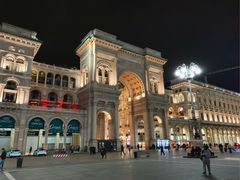 -埃马努埃莱二世拱廊