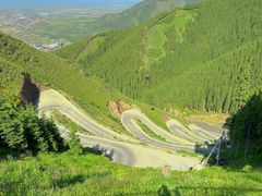 -丝绸之路山地度假区滑雪场