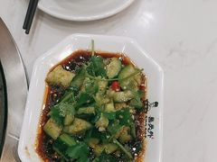 -鲁员外地锅鸡地锅鱼(古墩路店)