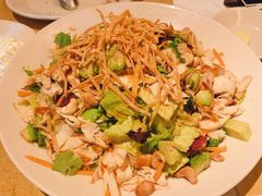 希拉鸡肉牛油果沙拉-The Cheesecake Factory 芝乐坊餐厅(王府中環店)