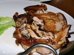 沟帮子烧鸡-雪乡阁东北农家菜(颛桥约好休闲街店)