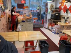 -柳州肥姨妈大骨螺蛳粉(东靖路店)