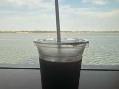 -抱抱地球咖啡馆(国家海洋博物馆店)