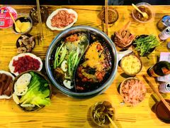 -岗上渣渣老火锅(两路口店)