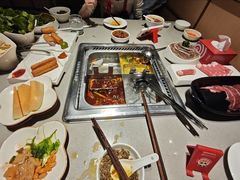 -海底捞火锅(关山保利店)