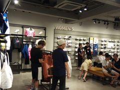 -NIKE品牌体验店(南京东路店)