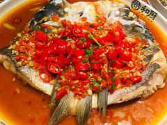 剁椒鱼头-尚禾厨·湘菜馆(步行街店)