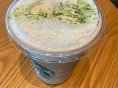 山茶花漾拿铁-星巴克臻选(湛江鼎盛广场店)
