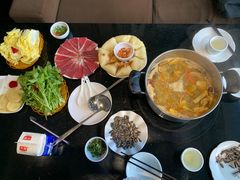 -野菌皇海景野生菌火锅(滨海大道店)