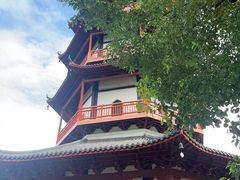 -绳金塔