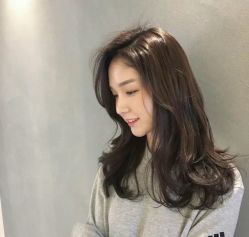 -时尚殿堂明星门店