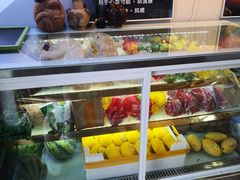 -津椰本·海南正宗椰奶清补凉(店一店)