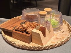 -左庭右院鲜牛肉火锅黑金店(陆家嘴中心店)