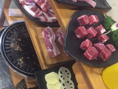 -唯成•韩国炭火烤肉 유성고기